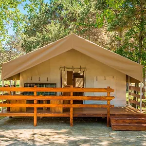 https://sunflower-camping-savudrija.in-istria.net